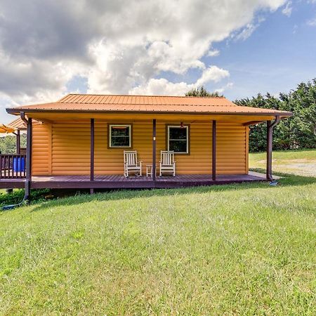 Sparta Blue Ridge Mountain Cabin With Views And Hot Tub מראה חיצוני תמונה