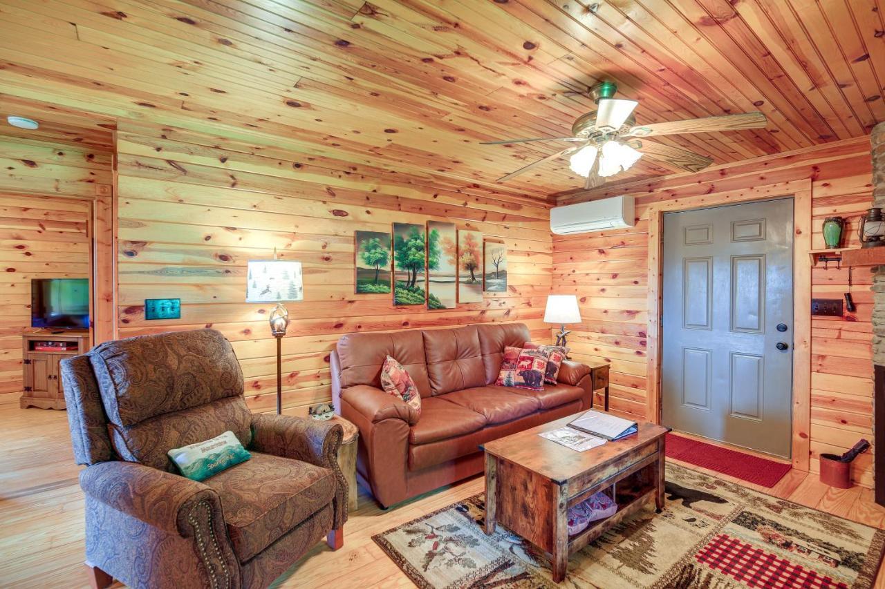 Sparta Blue Ridge Mountain Cabin With Views And Hot Tub מראה חיצוני תמונה