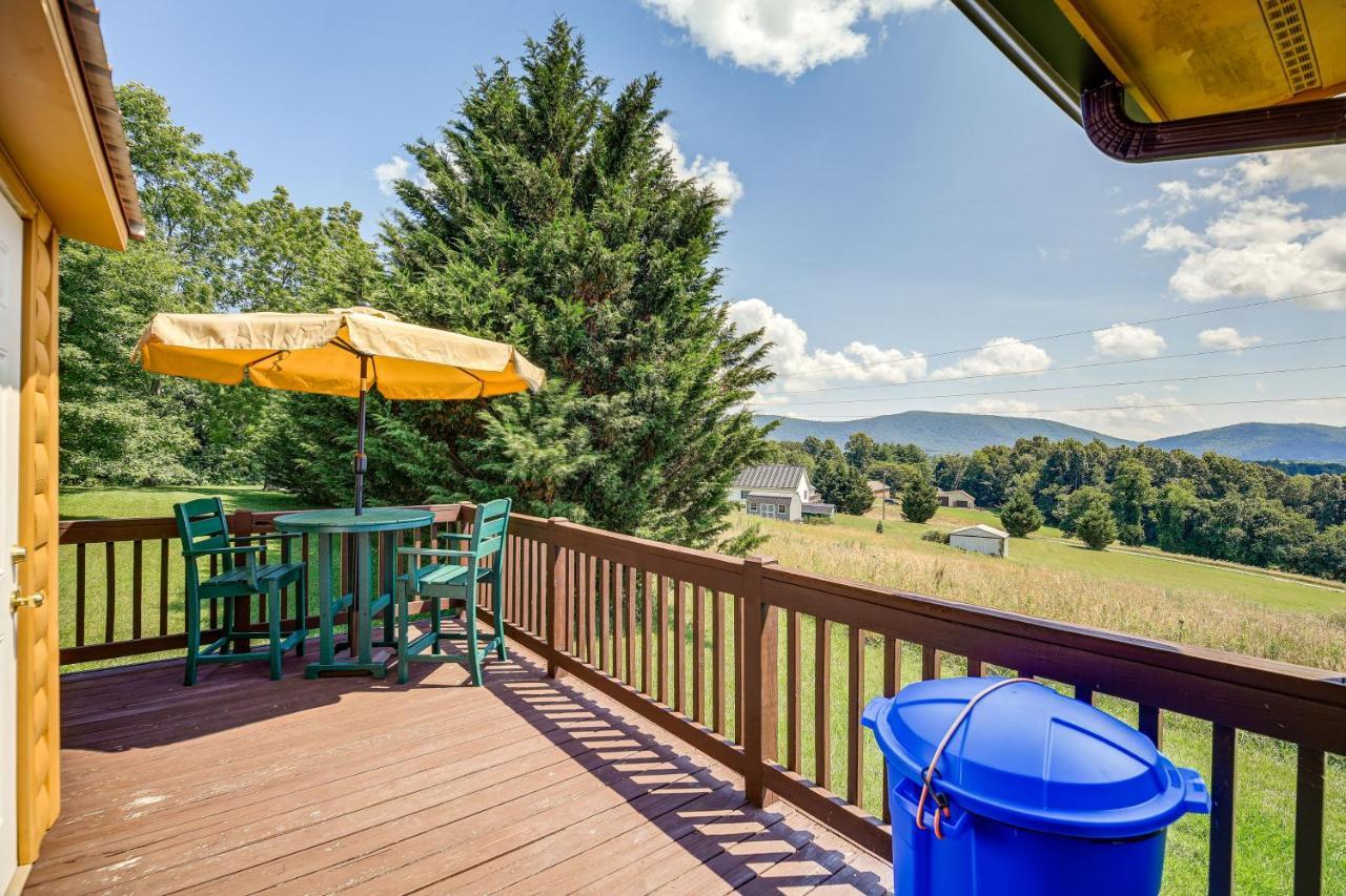 Sparta Blue Ridge Mountain Cabin With Views And Hot Tub מראה חיצוני תמונה